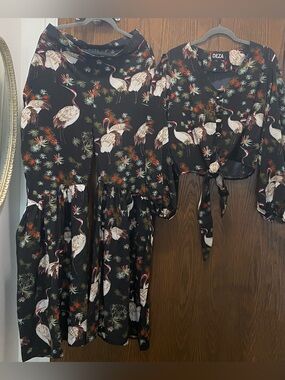 DEZA Bell Bottom Pants & Tie-Front Top Set Vacation Set perfect for evening